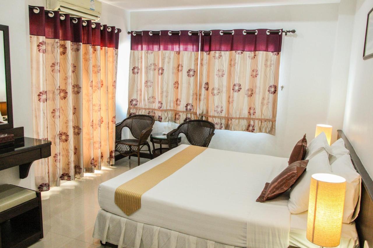 Iyara Hua Hin Lodge ภายนอก รูปภาพ