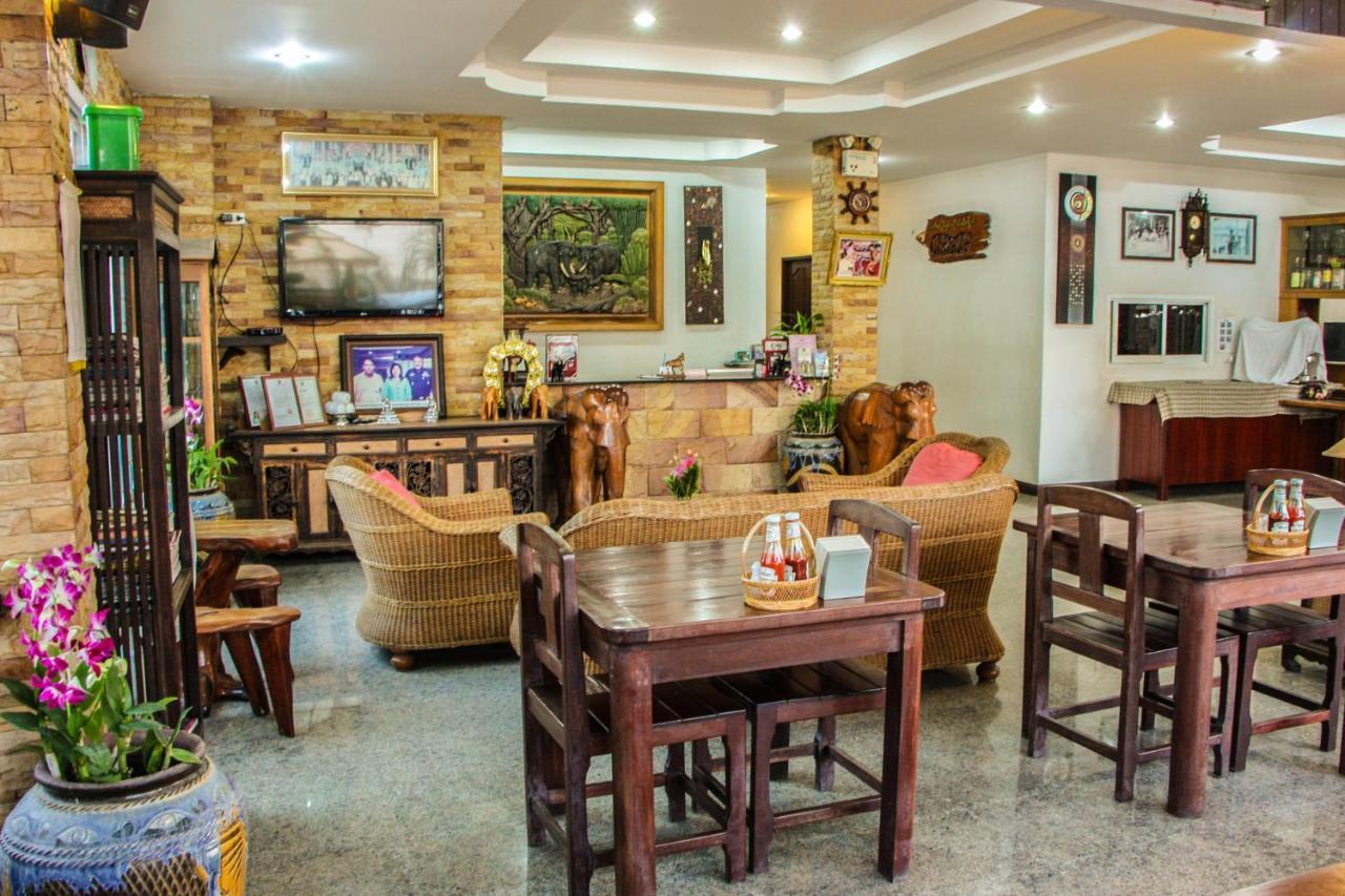 Iyara Hua Hin Lodge ภายนอก รูปภาพ