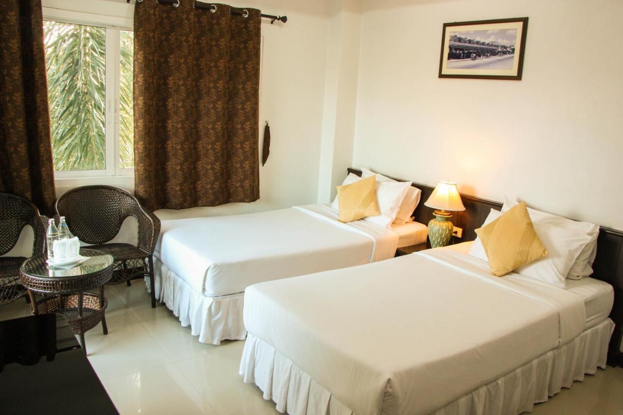 Iyara Hua Hin Lodge ภายนอก รูปภาพ