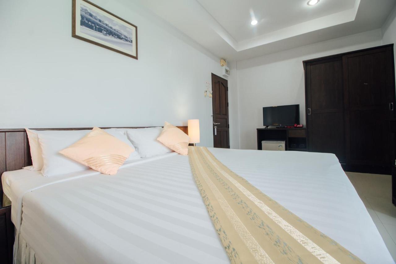 Iyara Hua Hin Lodge ภายนอก รูปภาพ